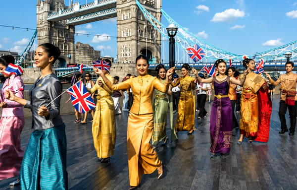 UK Thai community shows off its style at weekend cultural celebration organised by Royal Thai Embassy