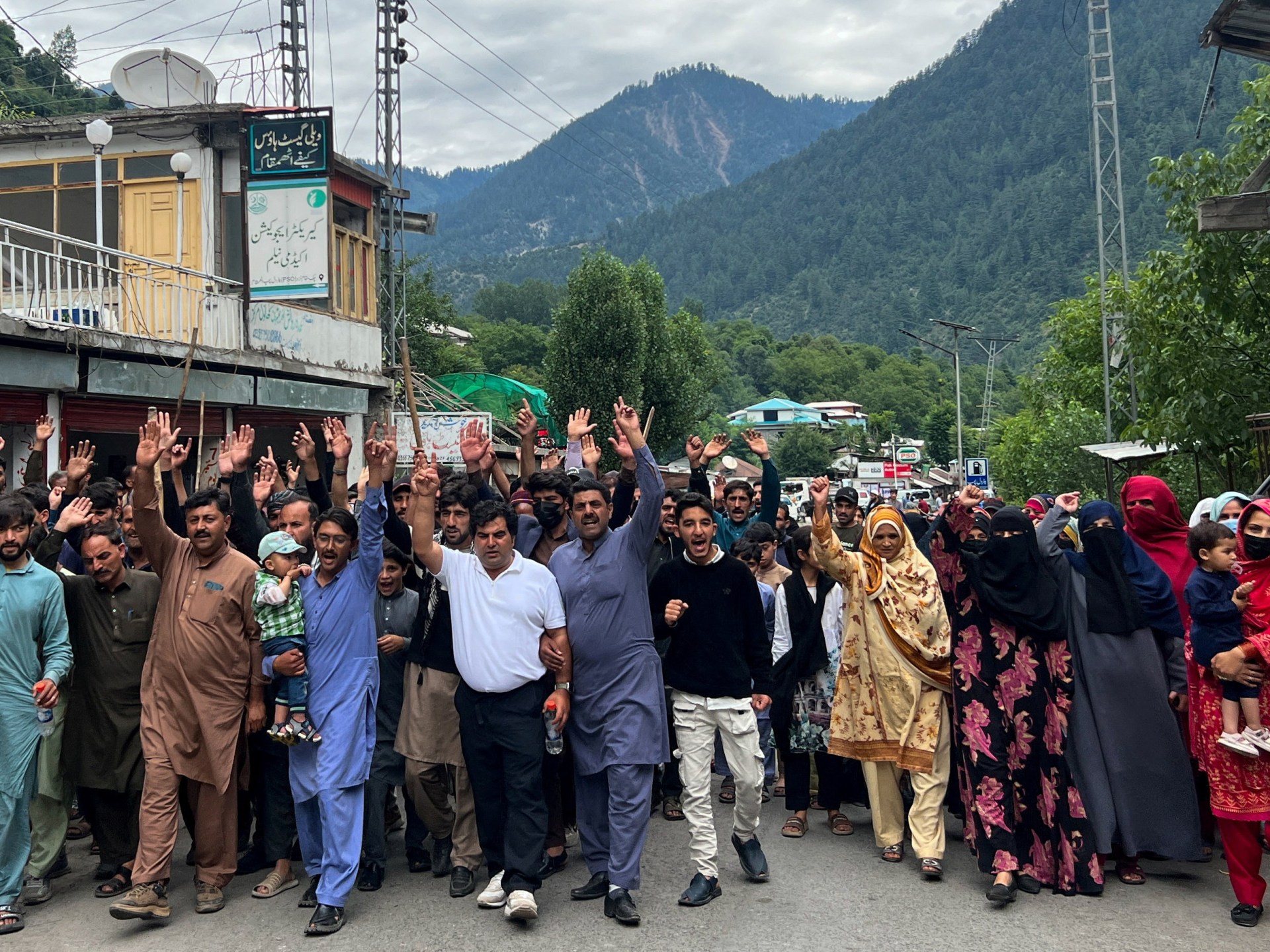 UN urges probe into deaths in Pakistani-administered Kashmir unrest | United Nations News