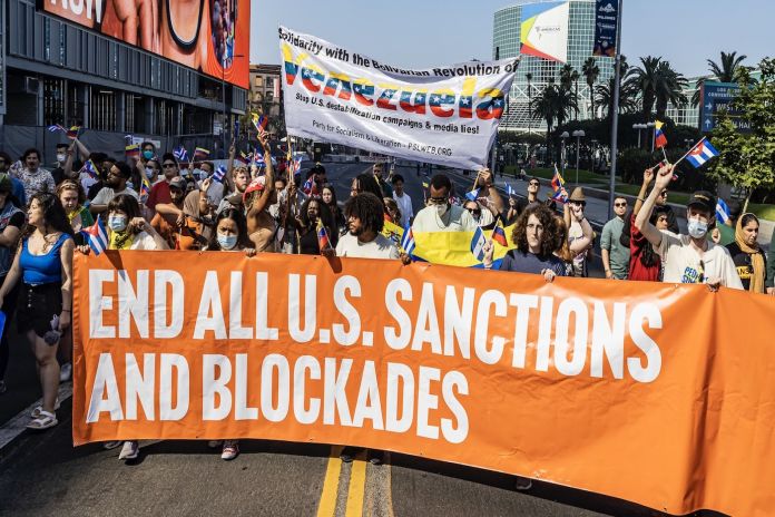 US lawmakers call on White House to lift ‘Indiscriminate’ sanctions against Venezuela