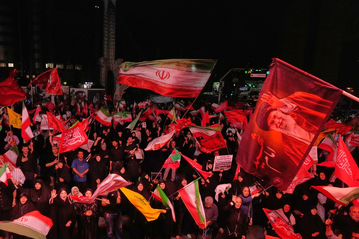 US military death toll in Iran war rises to 14 after Navy pilot death this month