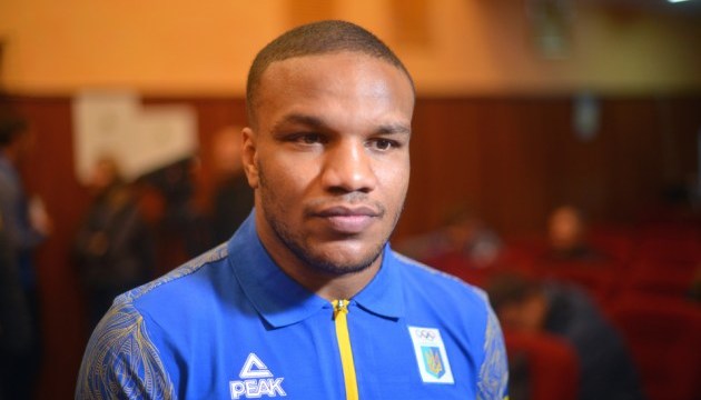 Ukrainian Beleniuk wins MMA debut