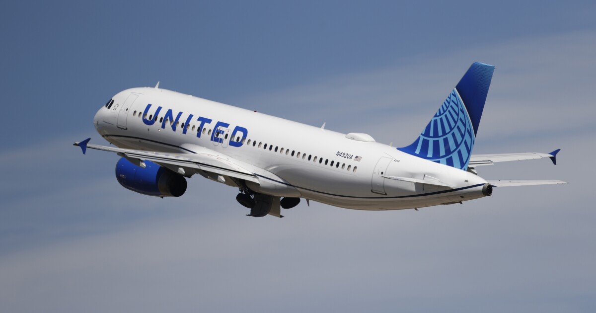 United Airlines denies free changes over Trump airport name