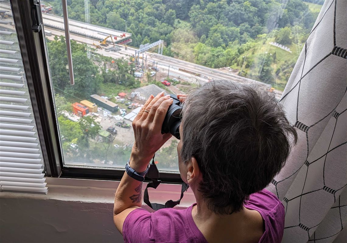 United by intrigue and inconvenience, Pittsburghers begin 25 days without the Squirrel Hill Tunnel