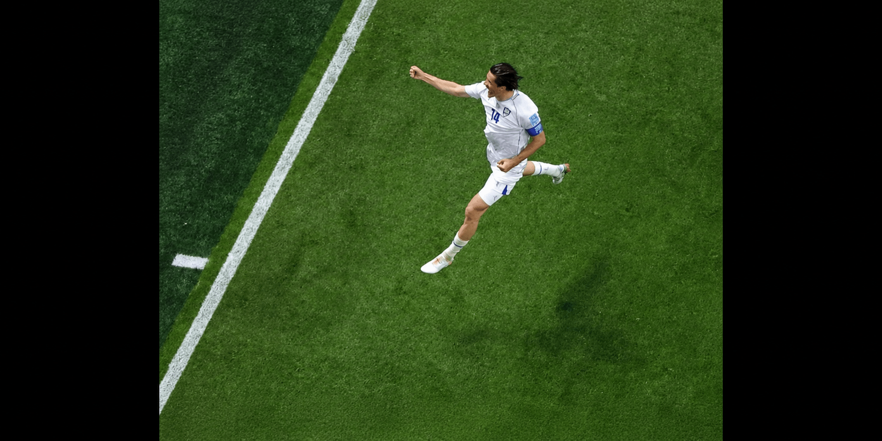 Uzbekistan’s Shomurodov Shortlisted for World Cup Goal Award