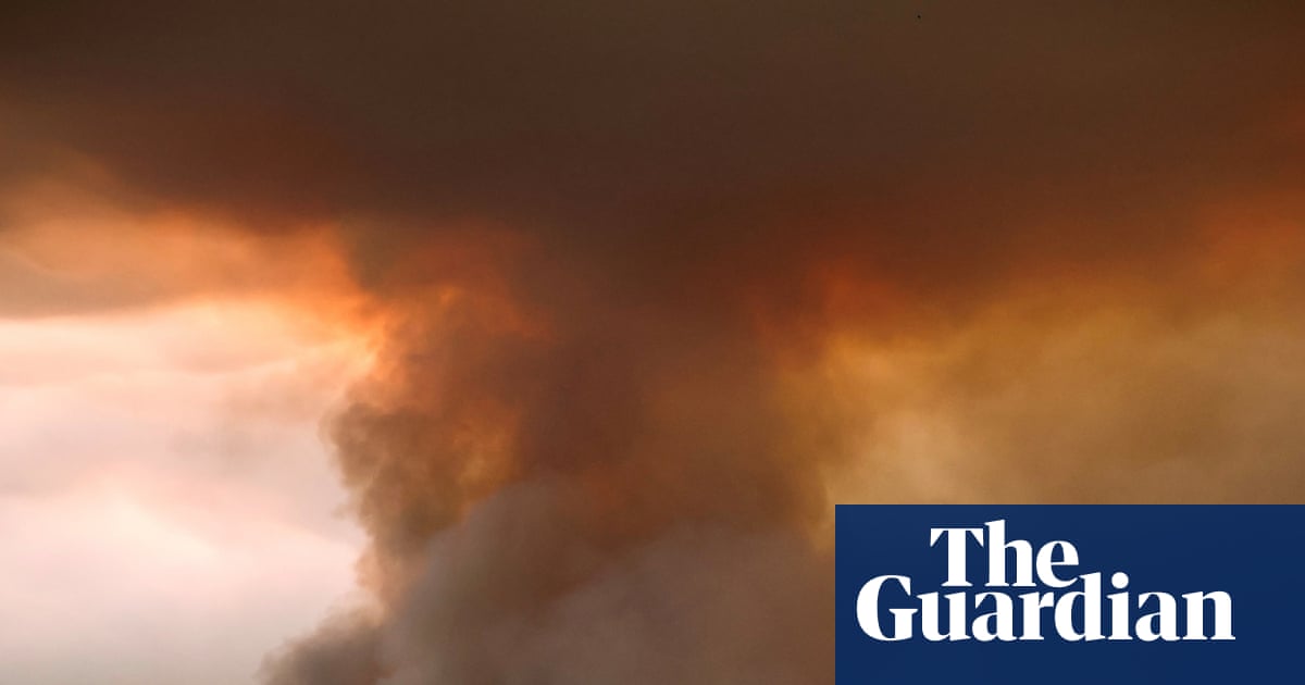 What is a ‘fire cloud’, and how have they worsened wildfires in Europe? | Wildfires