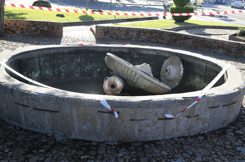 World Cup joy turns to tragedy in Salamanca after fountain collapse kills teenager