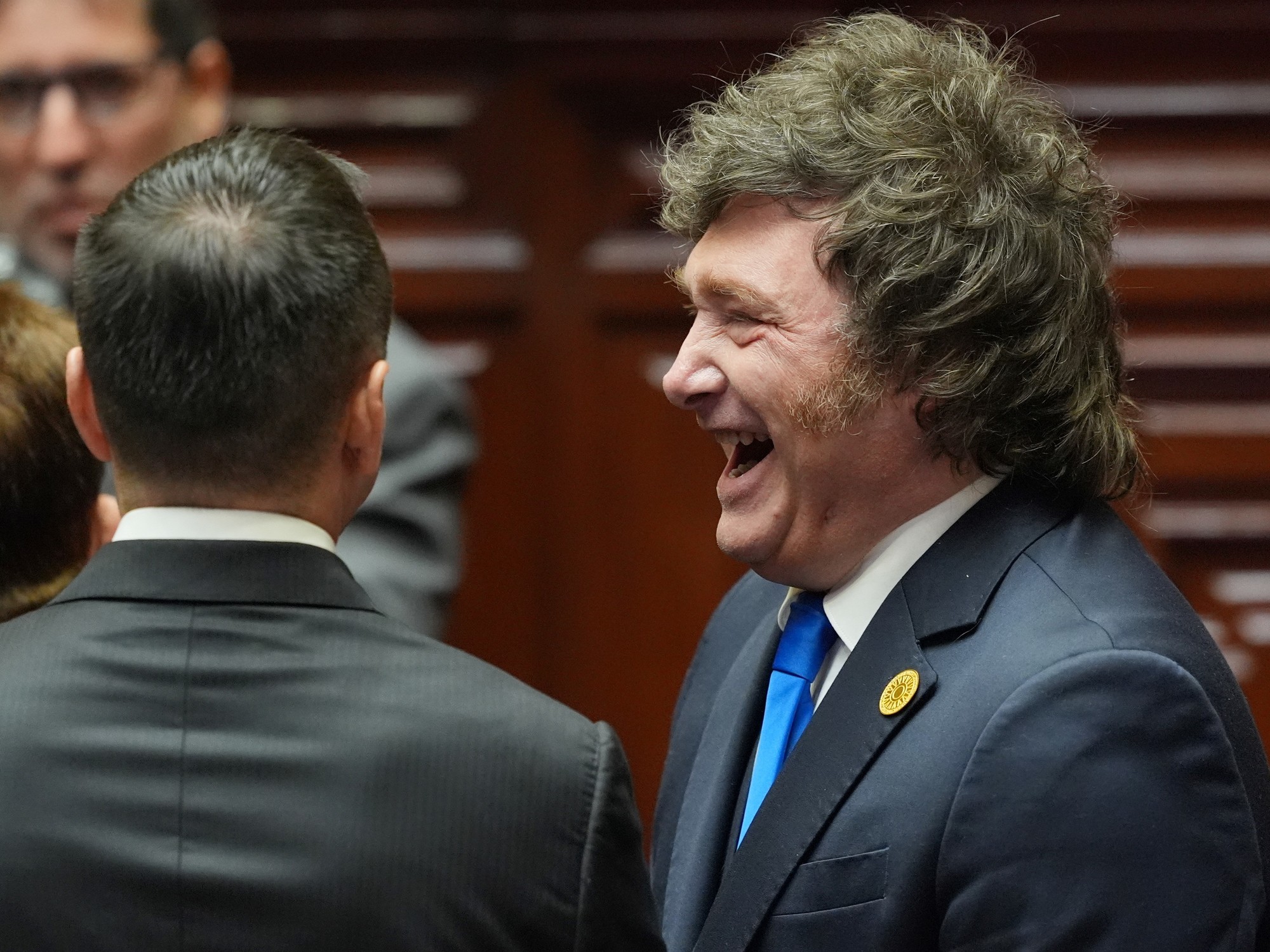 la letra chica, el cierre de una canilla de emisión y el tironeo con el FMI