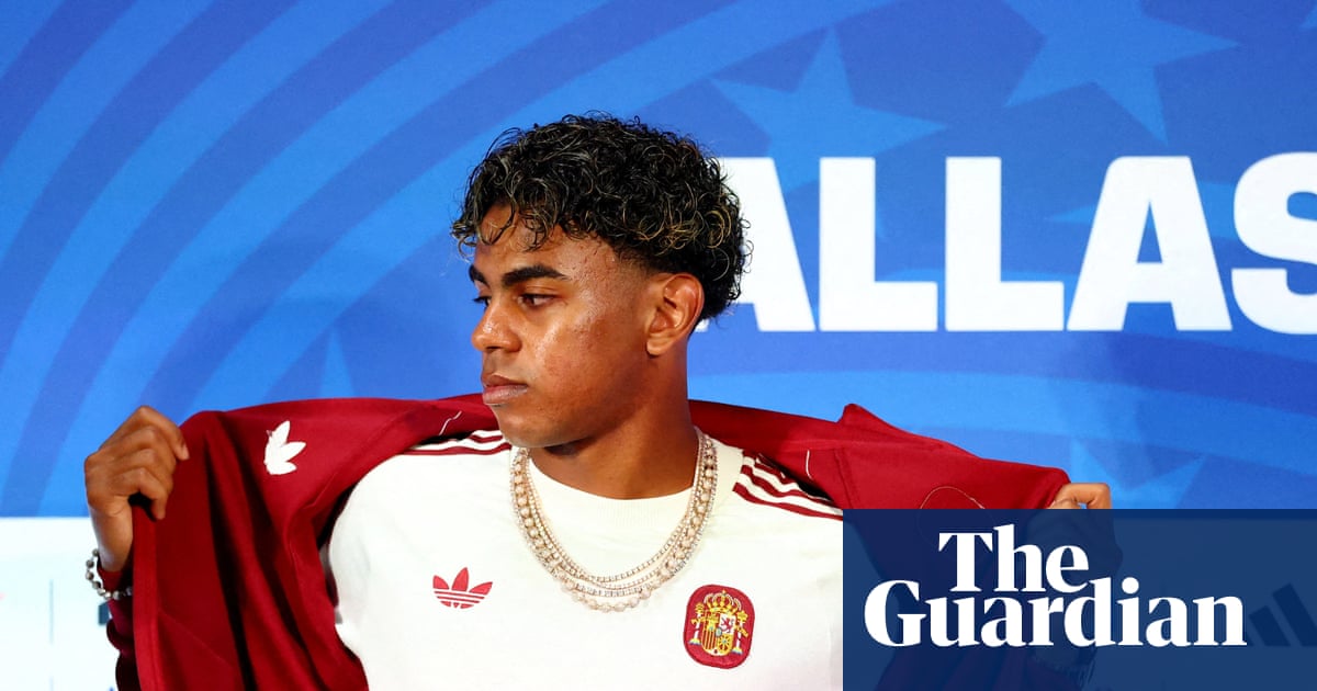 ‘Pressure? No’: Lamine Yamal enjoys birthday with a kickabout and a show before France test | World Cup 2026