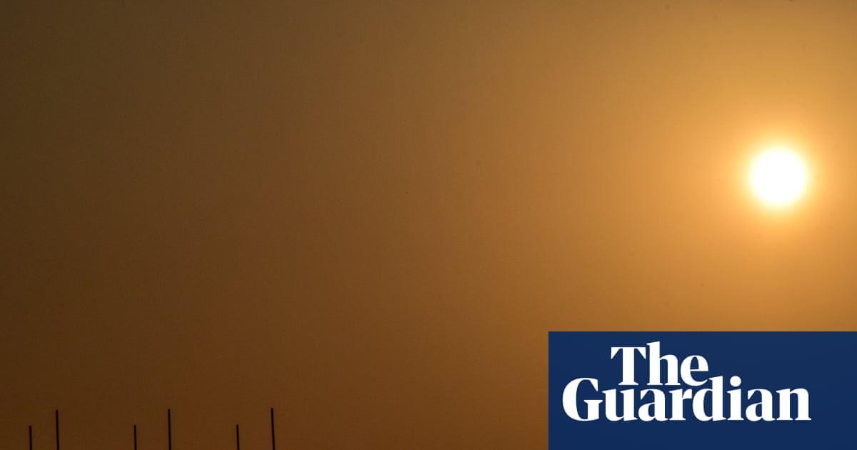 ‘When I get home, my whole body aches’: extreme heat saps health and wages of India’s poorest workers | Extreme heat