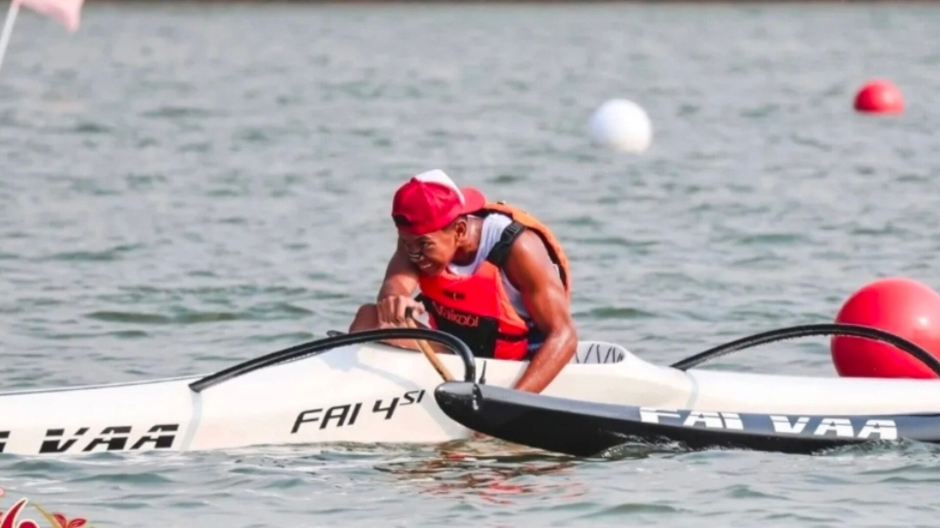 13-Year-Old Handel Makes His Mark at Va’a World Sprints