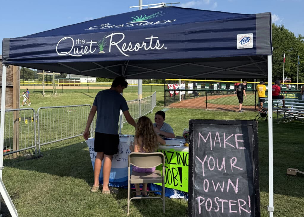 A picture from last year's Summer Nights event. Photo courtesy of the Bethany-Fenwick Area Chamber of Commerce.