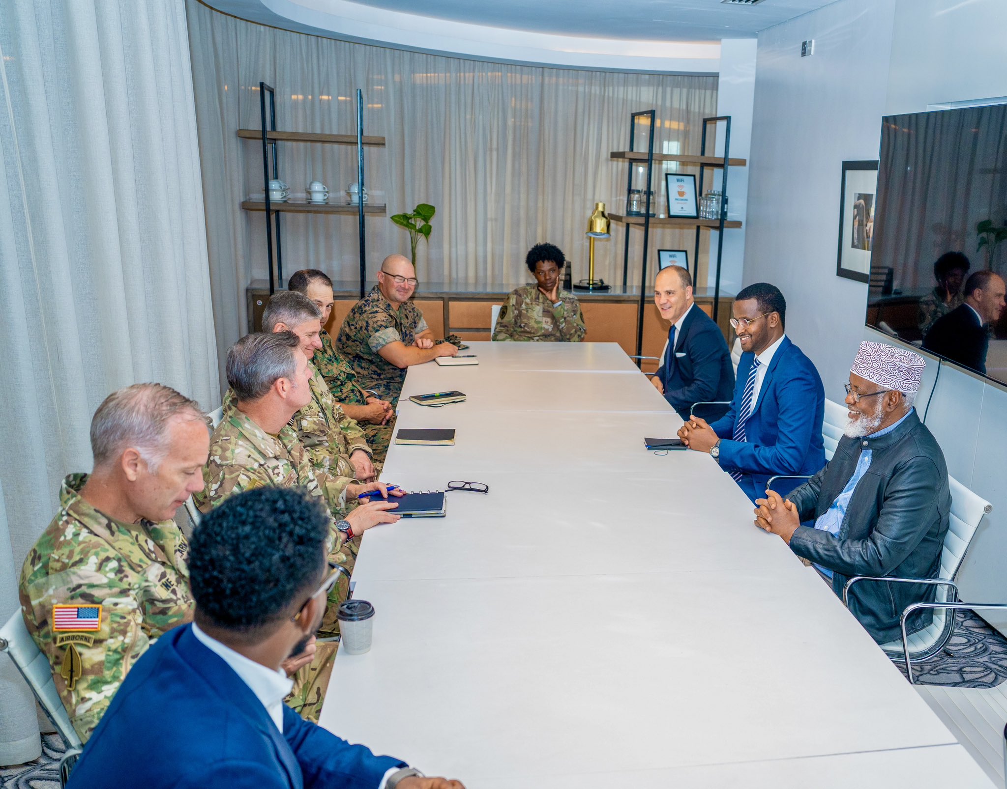 Ahmed Madobe Completes Washington's Tour Around Mogadishu - Somali News in English