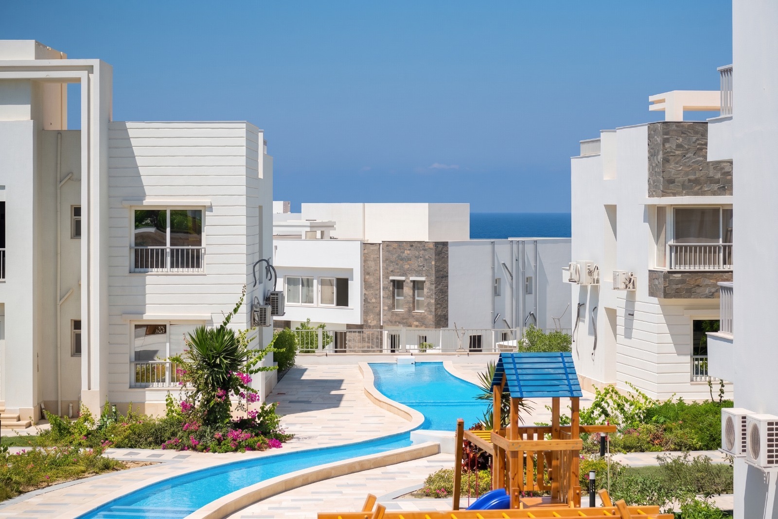 Al Ahly Sabbour introduces YOUD Al Bahr with ready homes