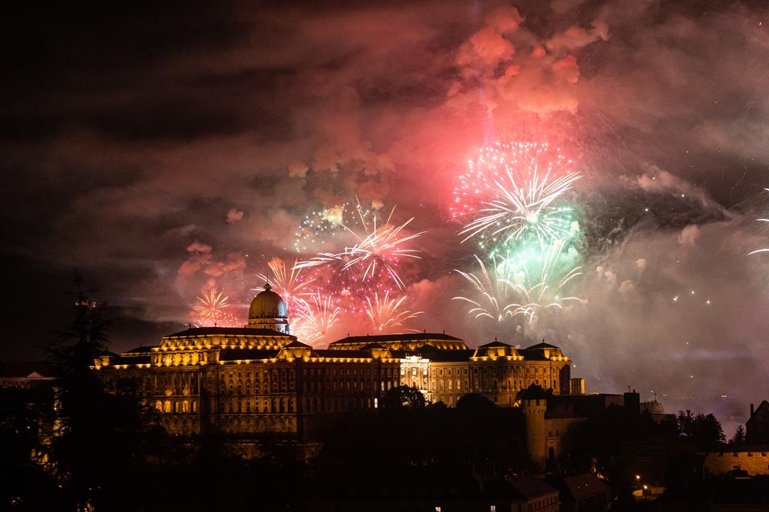 August 20 fireworks may be cancelled due to looming peril