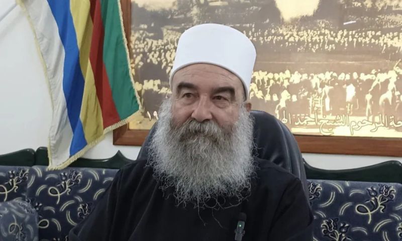 Ahmad Mofaq Zaidan, advisor to the Syrian Presidency, downplayed the significance of al-Hijri’s remarks during an interview with Al Hadath TV