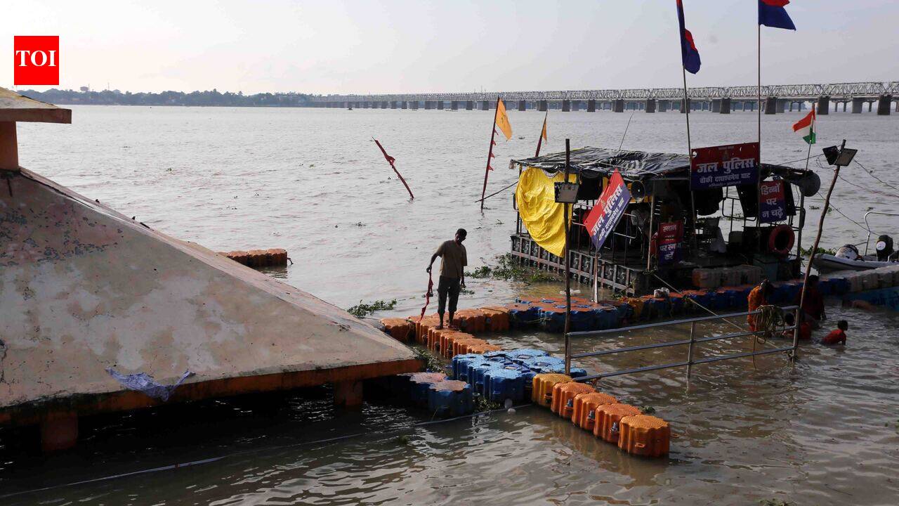 CCTV, drones, extra forces deployed for last Shrawan Somvar in city | Prayagraj News