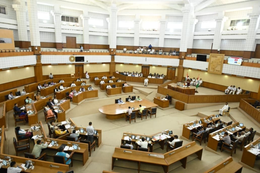 CPI(M) MLAs protest in Assembly, demand independent probe into DGP Anurag’s death