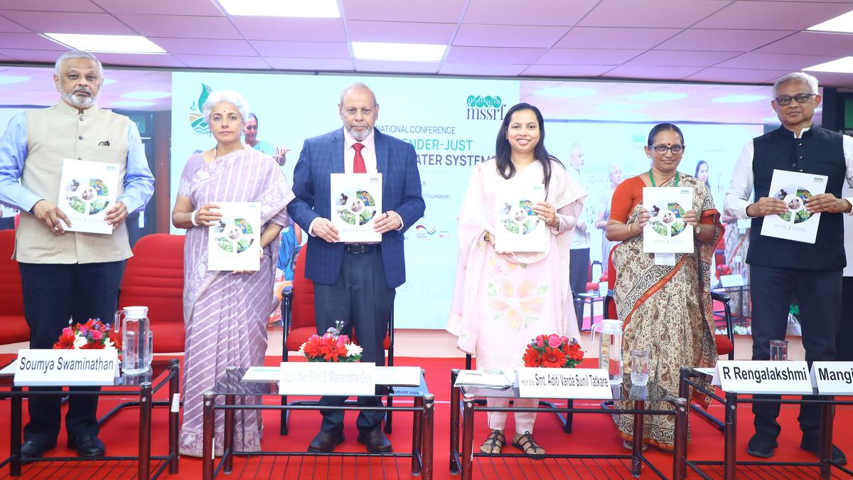 Centre considering legislation for women farmers’ empowerment, says PM-EAC Chairman
