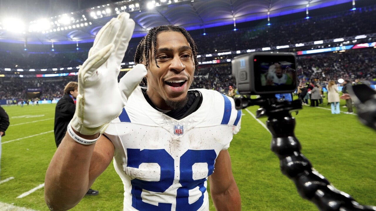 Colts sign Jonathan Taylor to historic $44M extension - Indianapolis News | Indiana Weather | Indiana Traffic