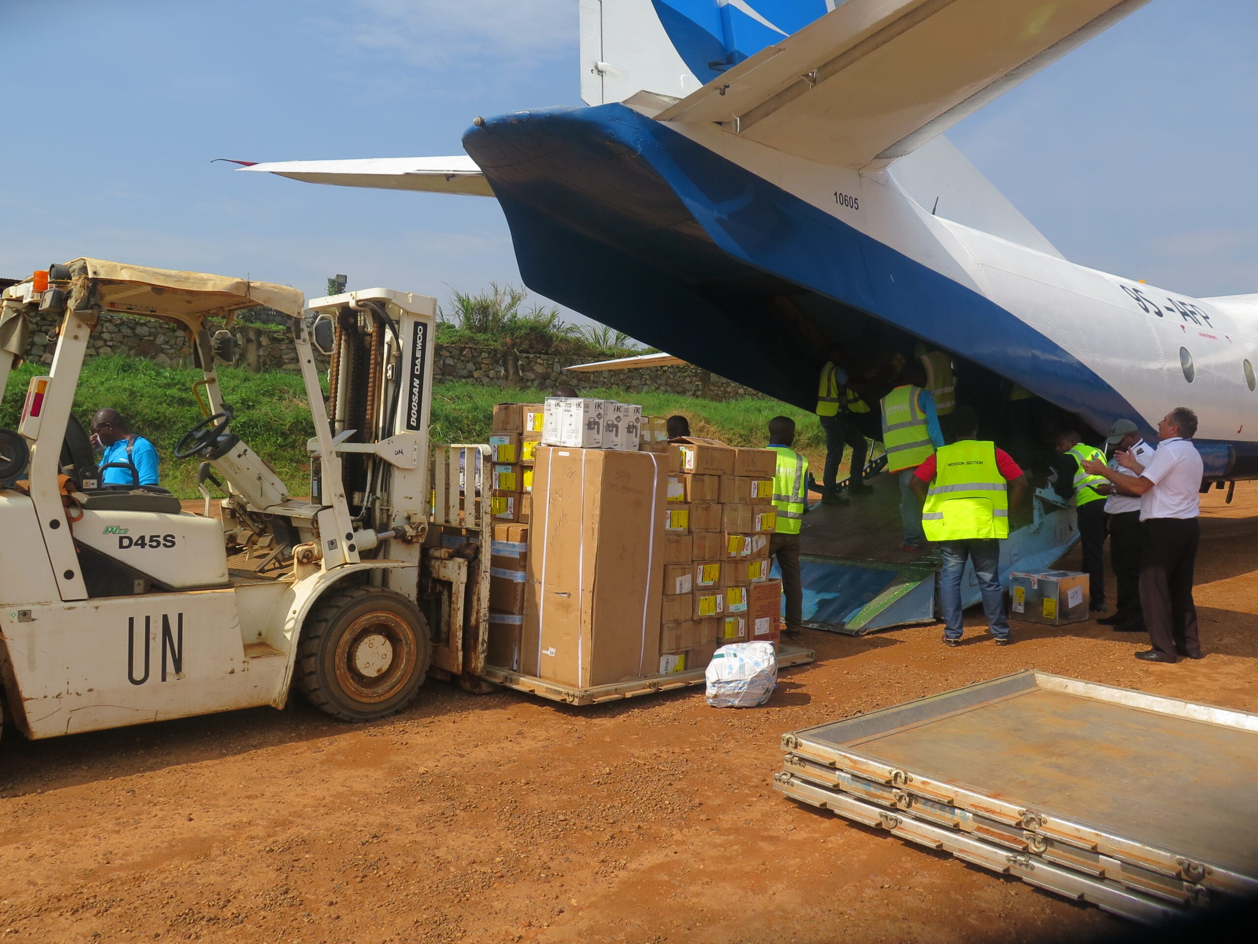 DR Congo Ebola outbreak response relies on airlifted medical logistics in the east