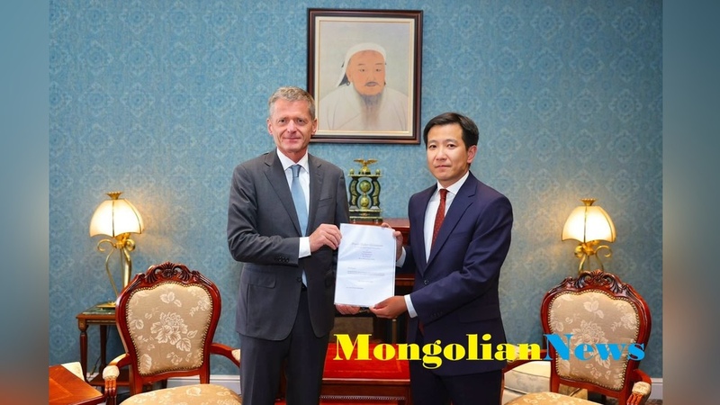 Deputy Foreign Minister of Mongolia receives credentials from Ambassador of Germany