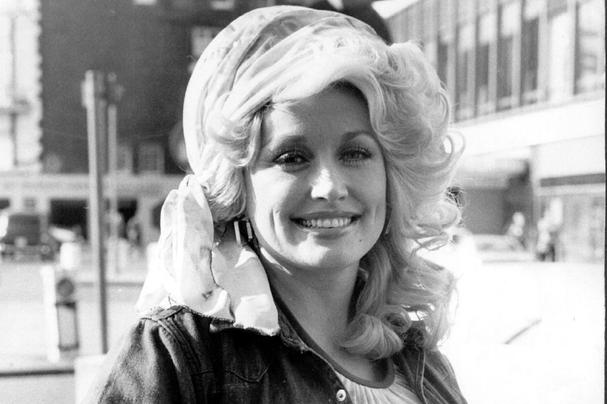 Dolly Parton, Country Music Icon, Dead at 80