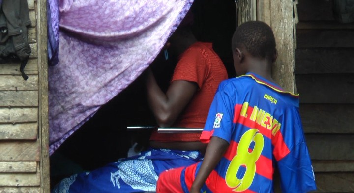 Douala: 8-year-old scrap collector dreams of returning to school