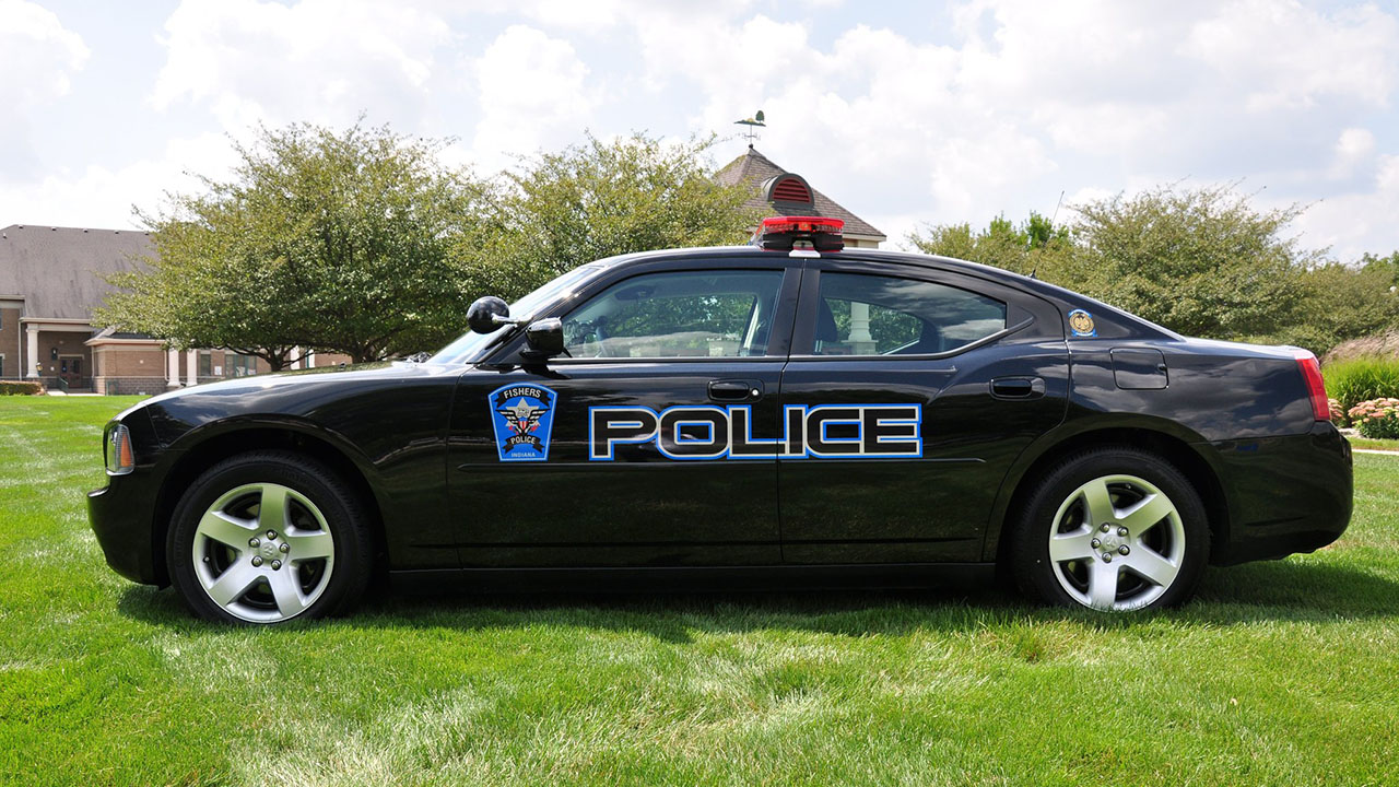 Driver arrested after crash at 96th, Allisonville roundabout kills Frankfort woman - Indianapolis News | Indiana Weather | Indiana Traffic