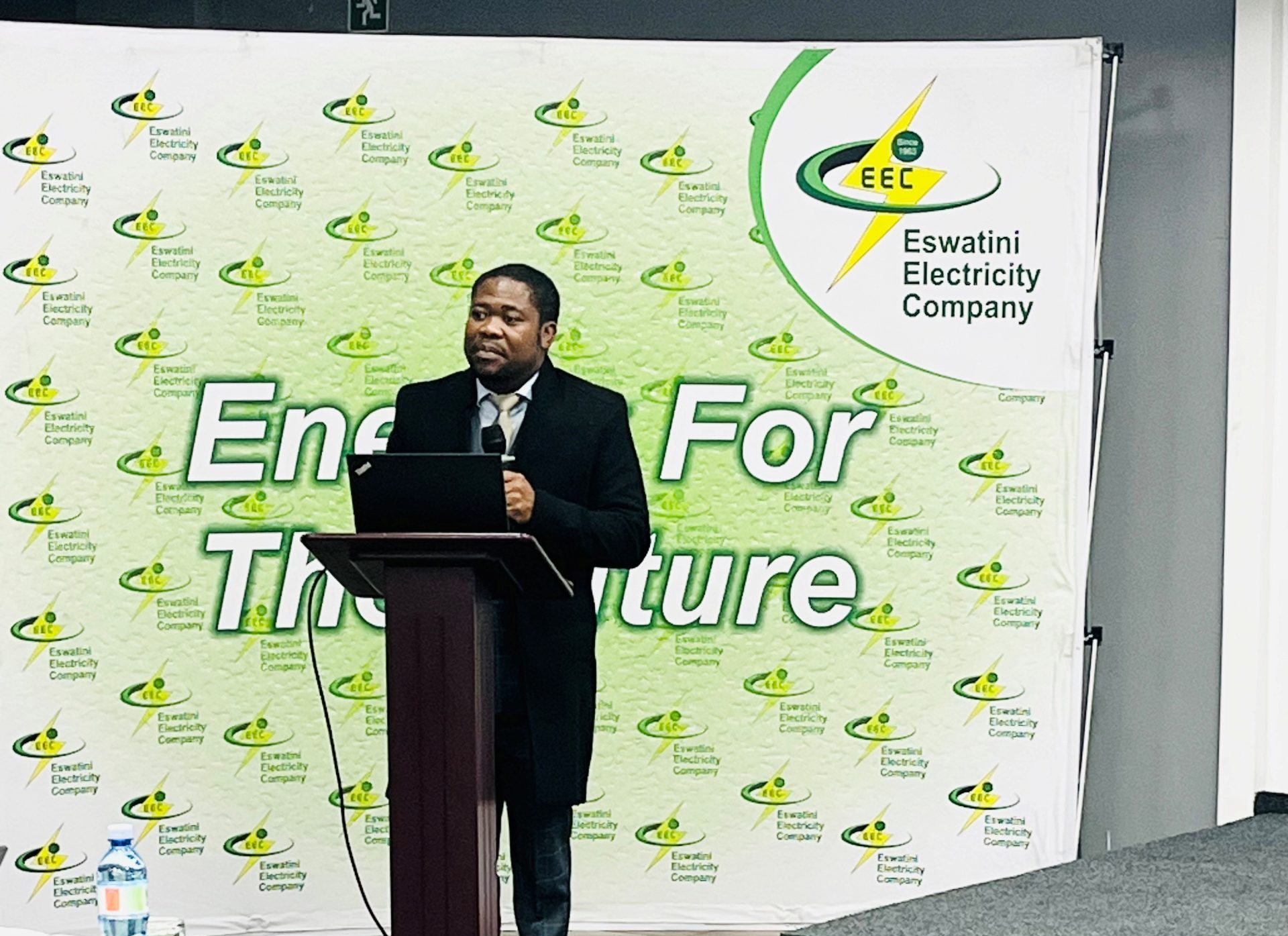 EEC warns Solar owners of E15 500 penalty for unregistered systems