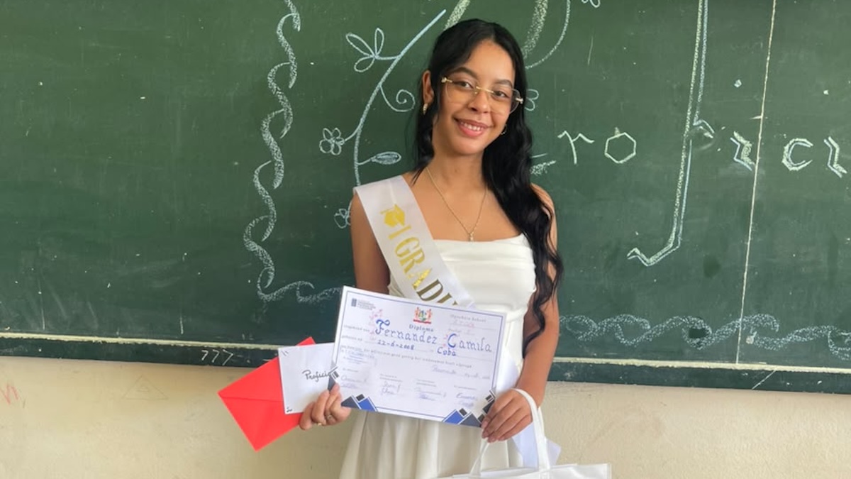Eerste Cubaanse leerling ooit geslaagd aan A.T. Calorschool