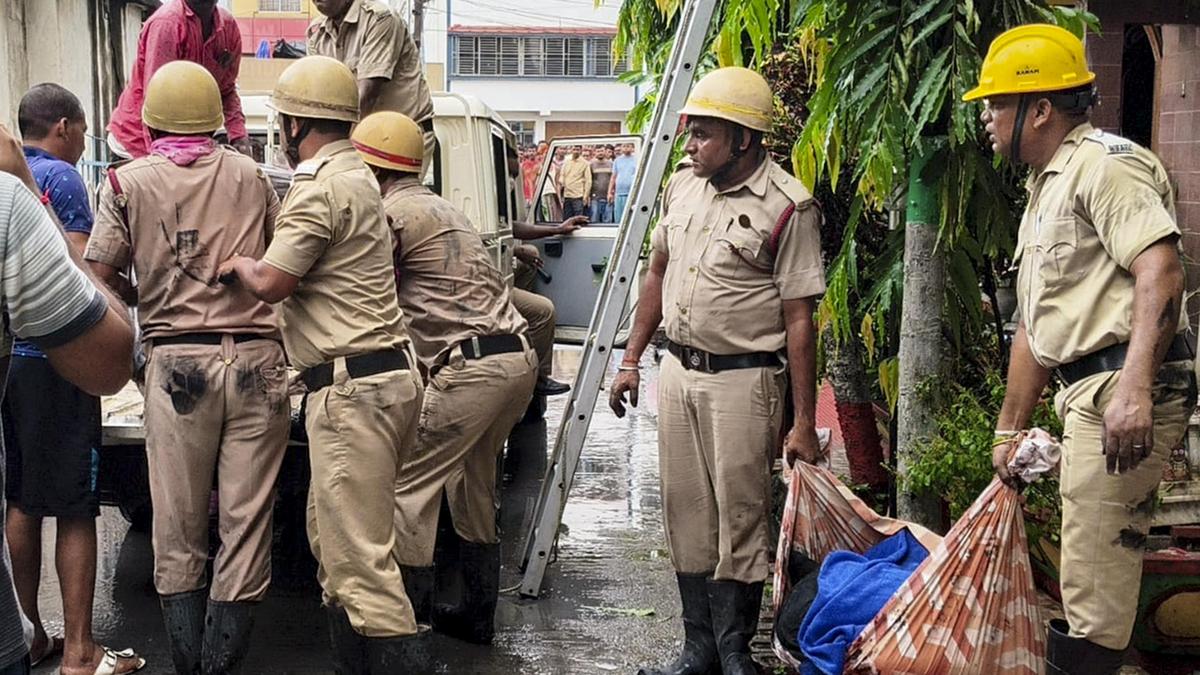 Eight killed in hotel fire in West Bengal’s Tarapith