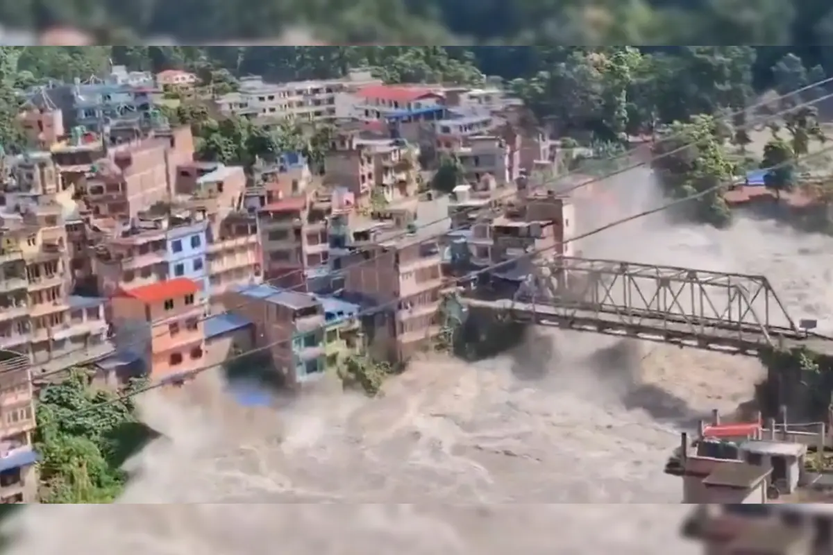 Flash flood wreaks havoc in Nepal