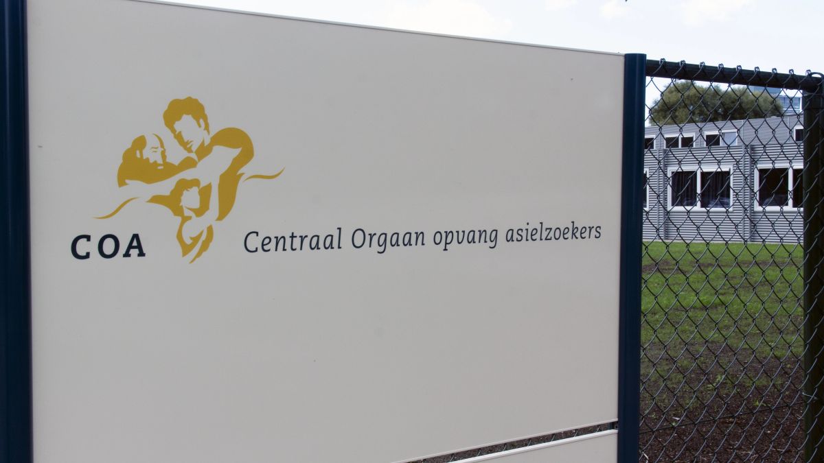 Frisian asylum center to remain open, frustrating locals