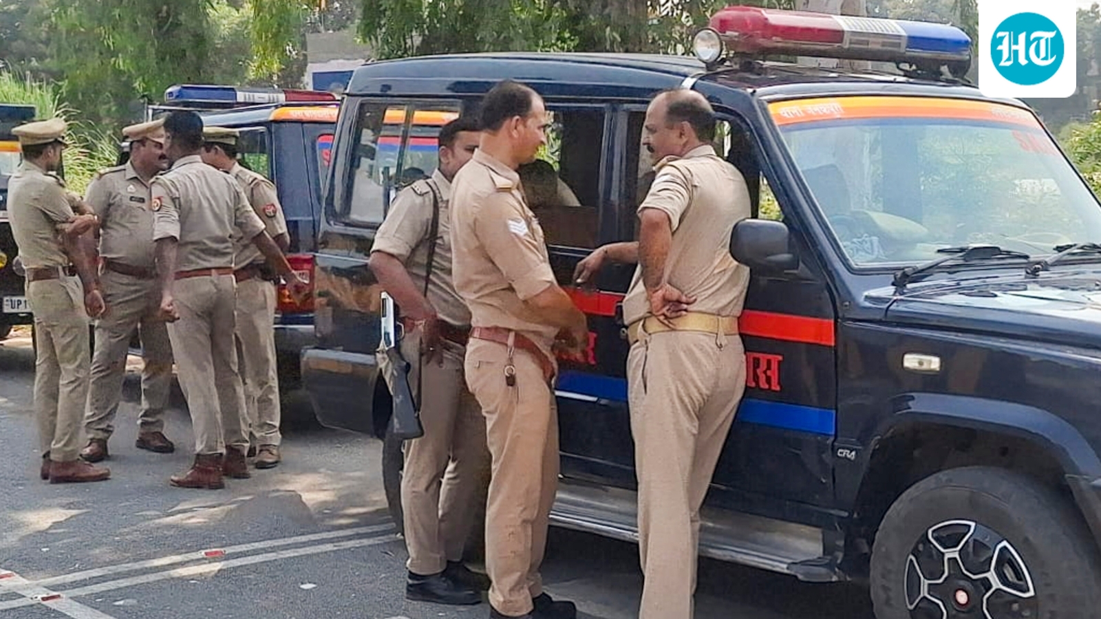 Garlands, convoy greet men held in Lucknow for madrasa operator's murder plot