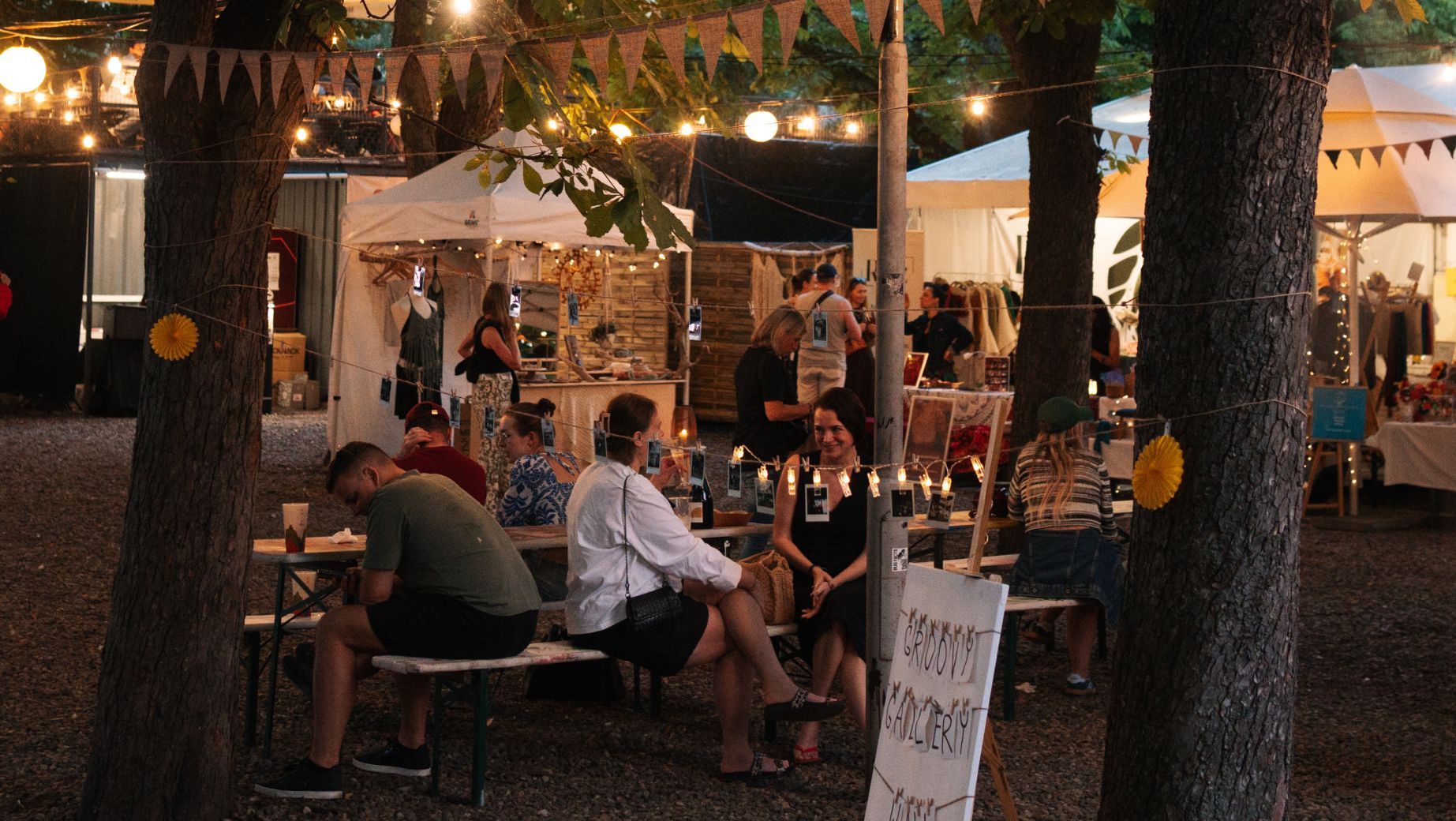 Groovy Market Fest draws international crowd to Riegrovy sady