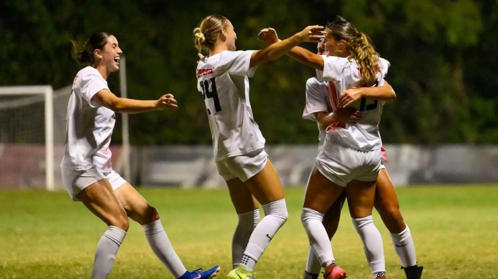 Hilltoppers shut out Union 2-0