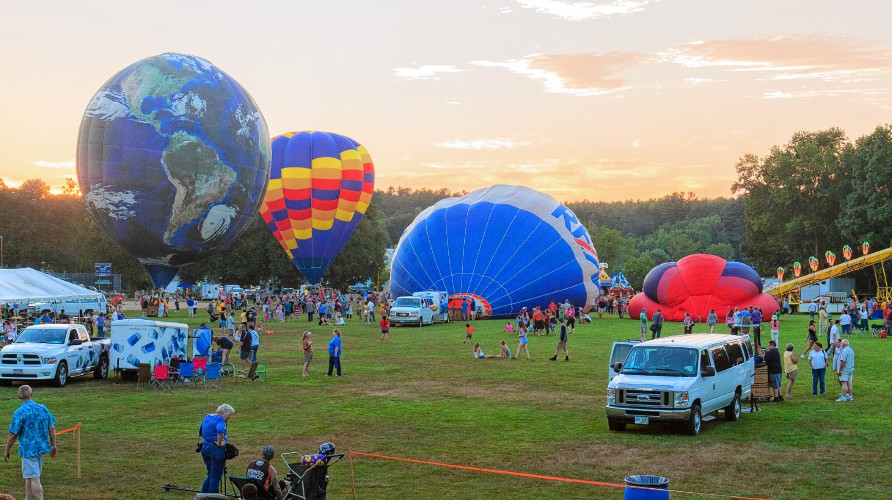 Hot air balloon catches fire at Pittsfield festival, injuring one
