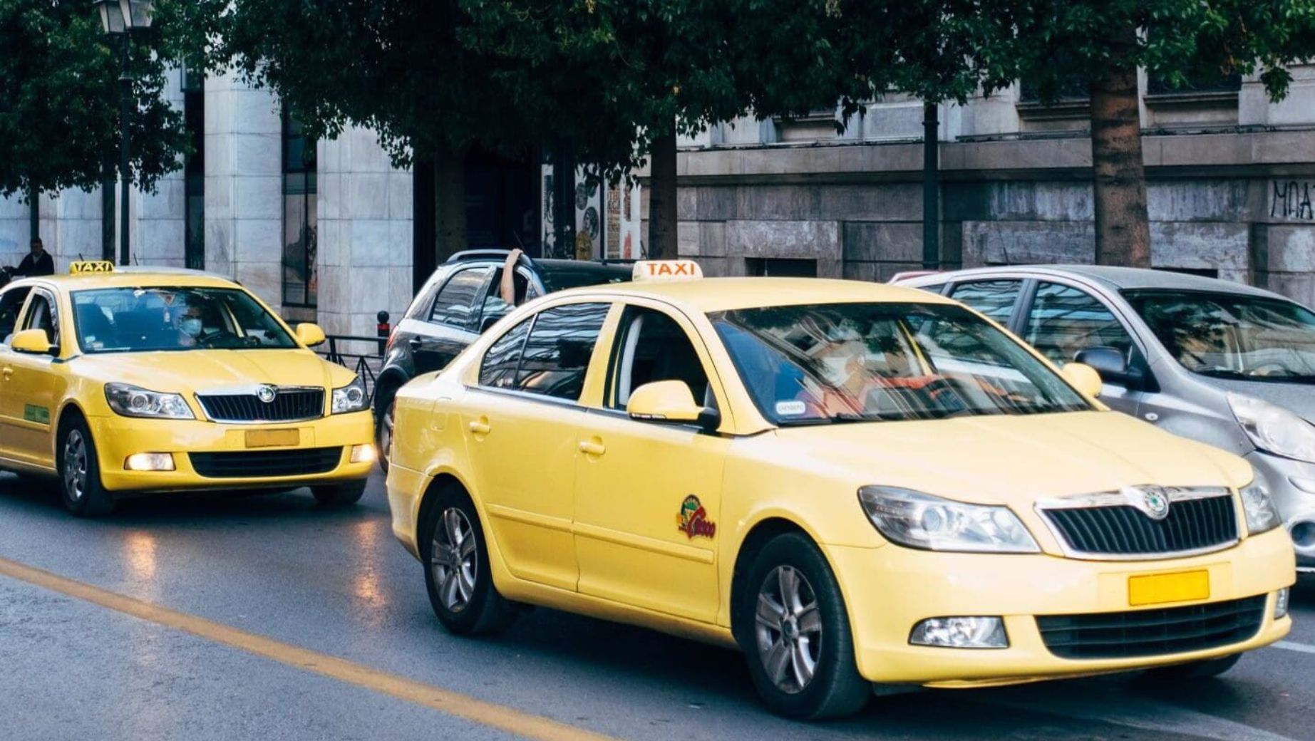 How Much Does a Prague Taxi Driver Earn Each Month