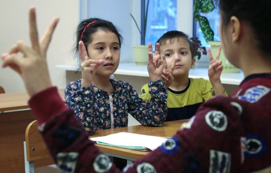 “If they fail the exam, they’ll have to be sent home”: Russia’s new school rules divide migrant families