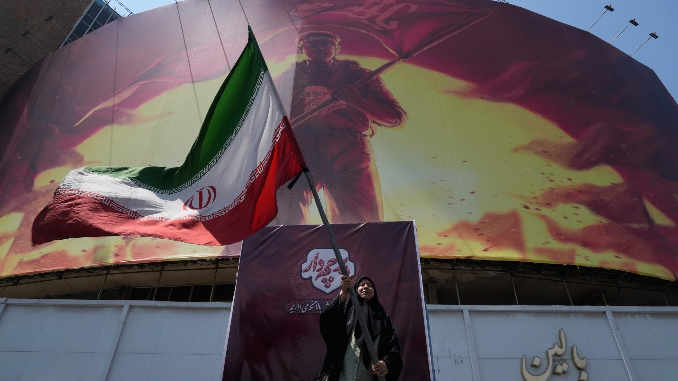 Iran bets military pressure will force US to accept control of the strait - Indianapolis News | Indiana Weather | Indiana Traffic