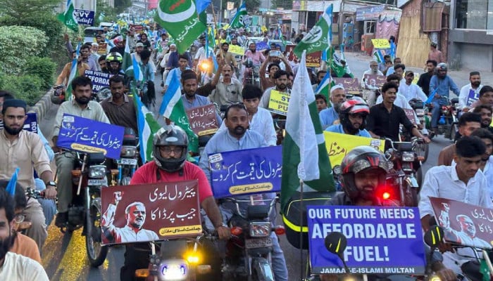 JI protests over fuel prices, inflation disrupt traffic across several cities