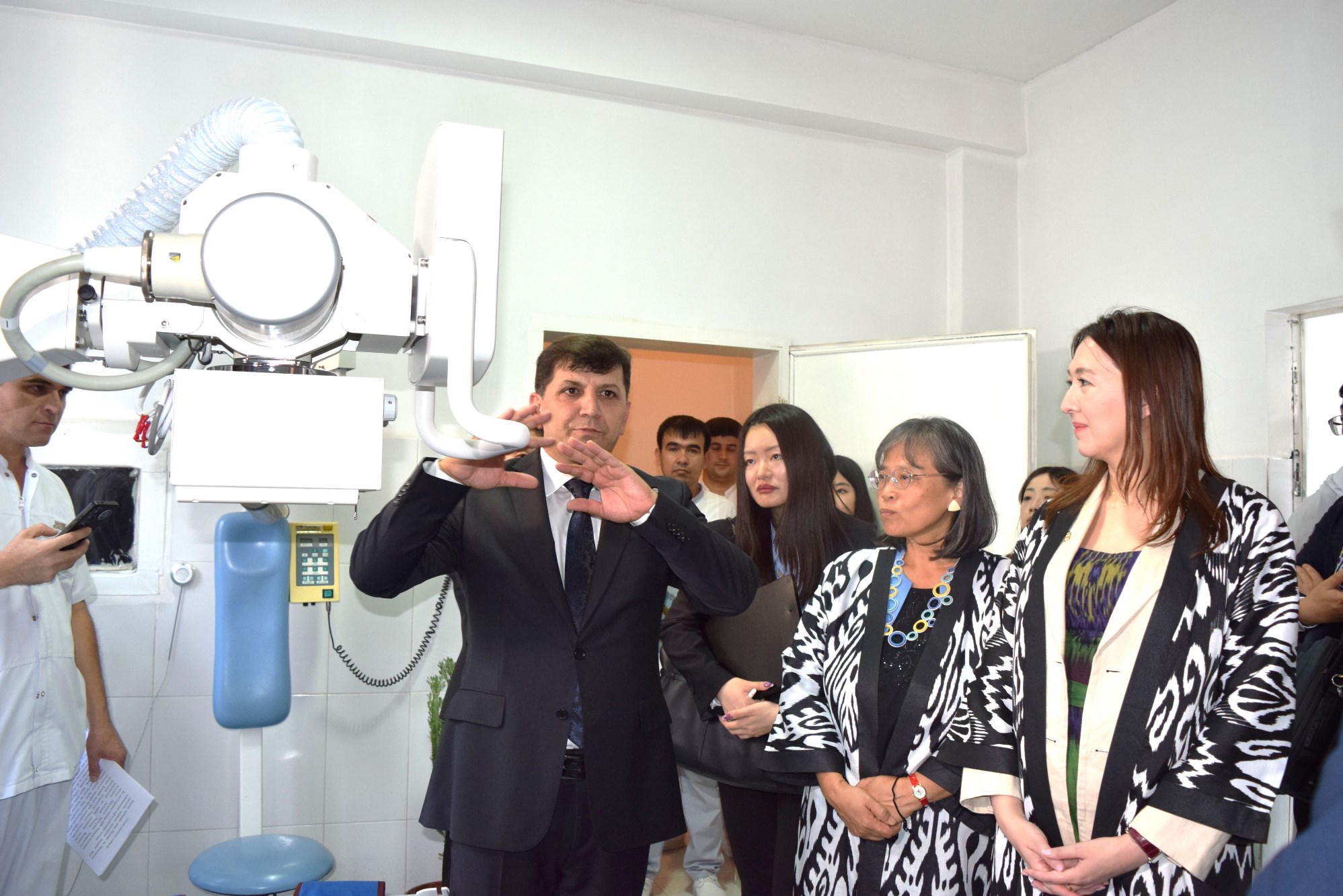 Japan donates three digital fluorography units to Dushanbe health center