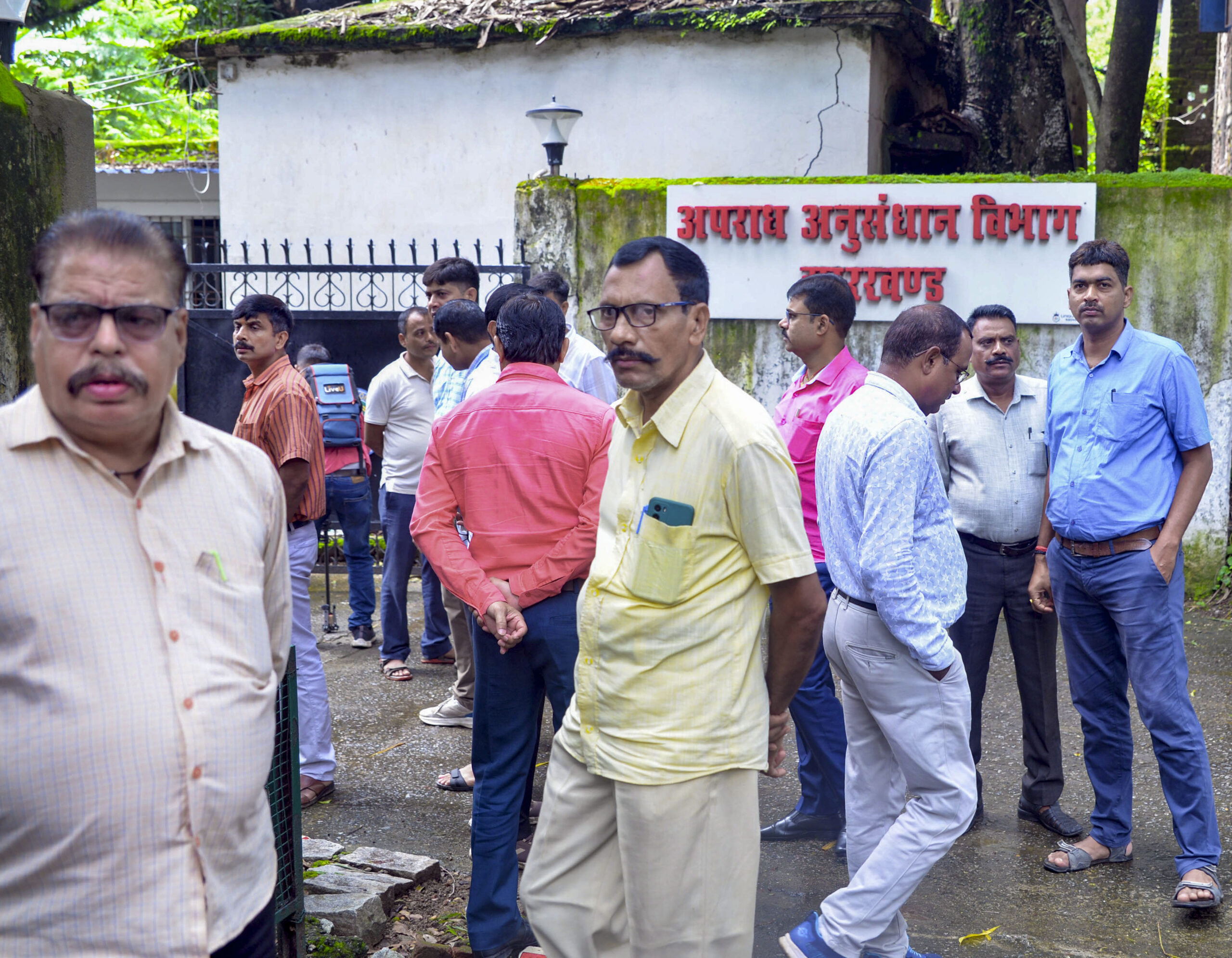 Jharkhand CID Arrests Ex-JPSC Chief Over Alleged Exam Irregularities