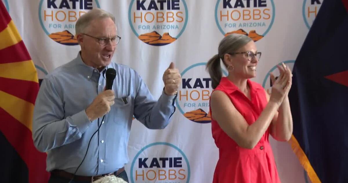 Katie Hobbs, former Republican John Giles focusing on nonpartisan issues