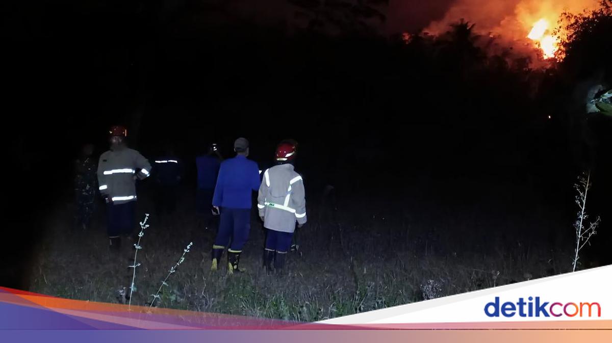 Kawasan Gunung Geulis Sukabumi Kebakaran