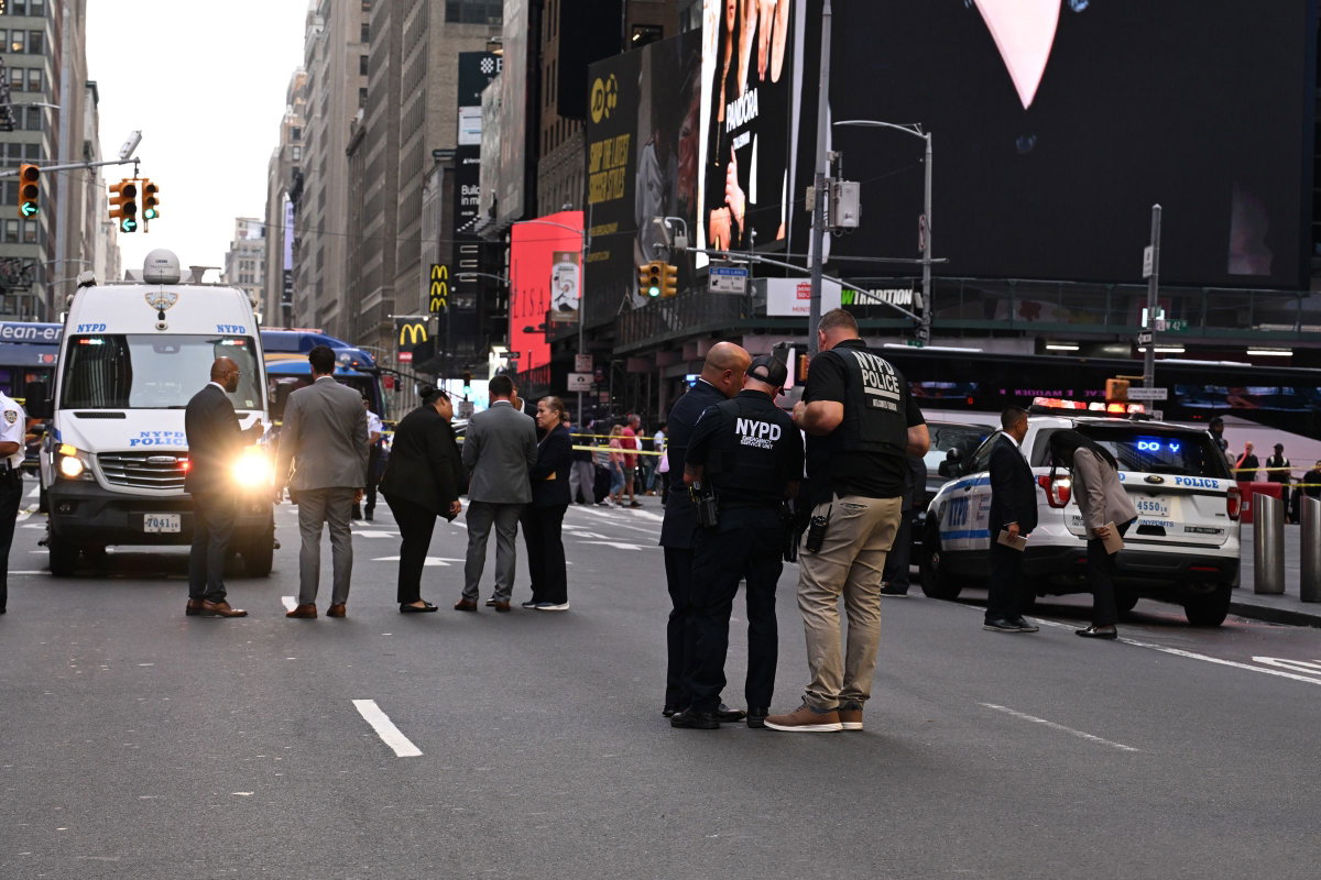 Kyle Mazza/Sipa USA/AP via CNN NewsourceNYPD officers reportedly shot a knife-wielding woman who is accused of stabbing at least two people in Times Square near the area of West 42nd Street and 7th Avenue in Manhattan
