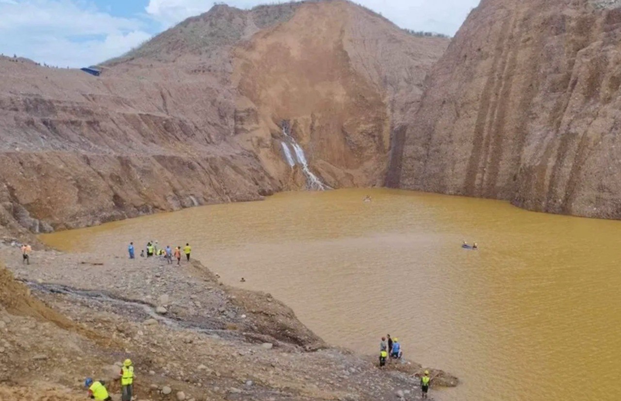 Leaking jade mining pits inundate over 100 homes in Kachin State's Hpakant
