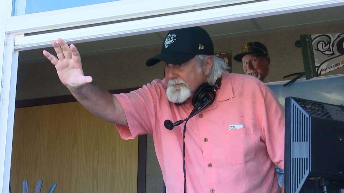 Longtime Announcer John Balginy Calls Final Chukar Game - LocalNews8.com