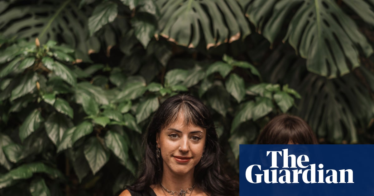 Monstera magic: Barbican hands out cuttings as ‘green lung of the city’ closes | Barbican