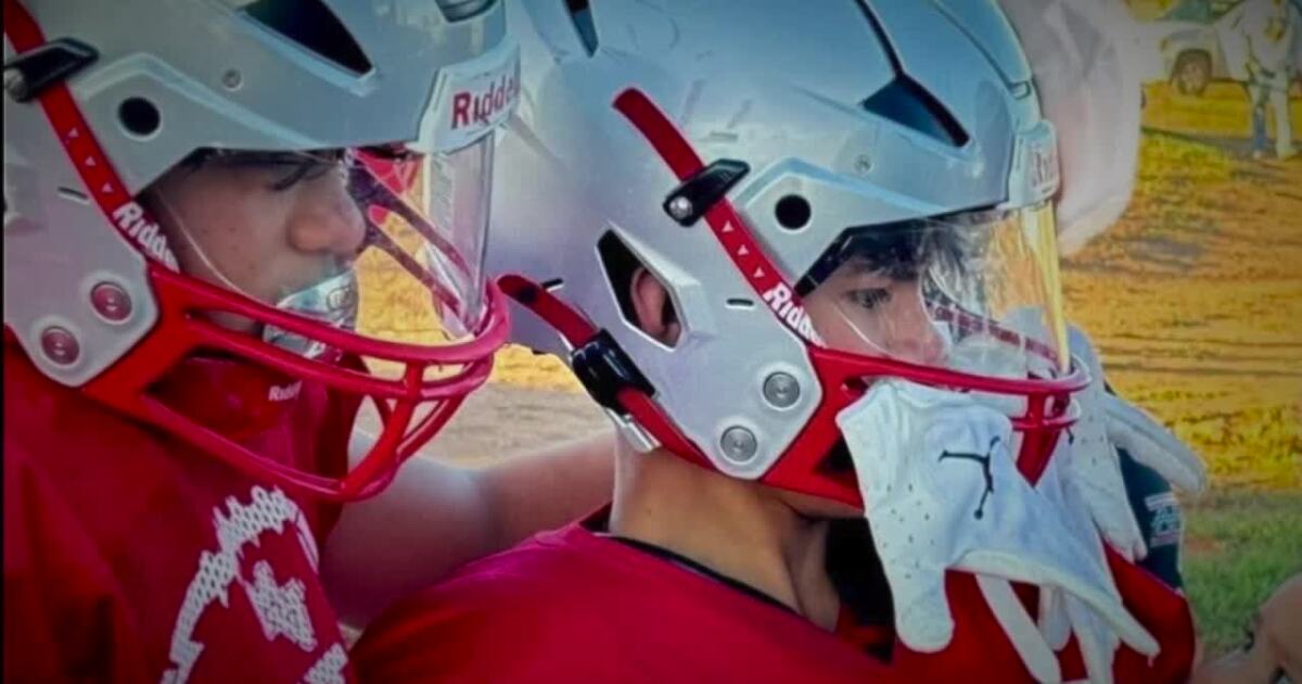 Monument Valley twins selected for Blue-Grey All-American Bowl in Dallas